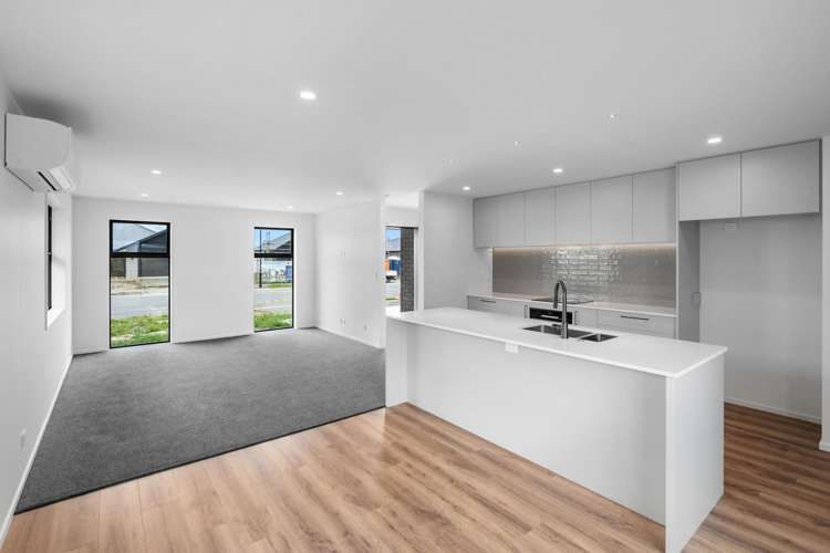 98 Scout Street Rolleston_7