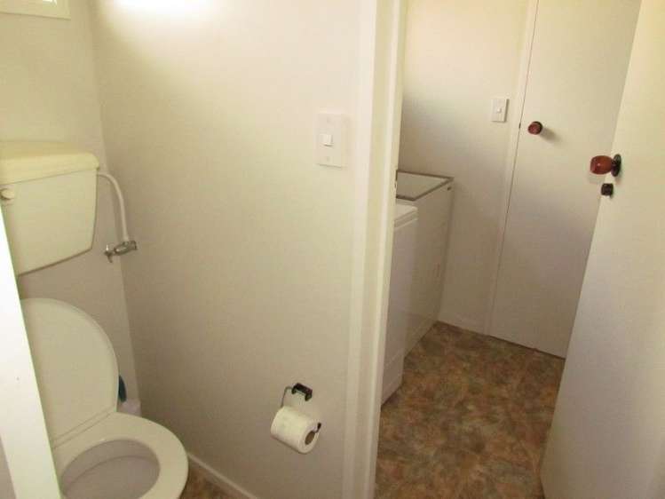 82 Newcastle Street Clyde_13