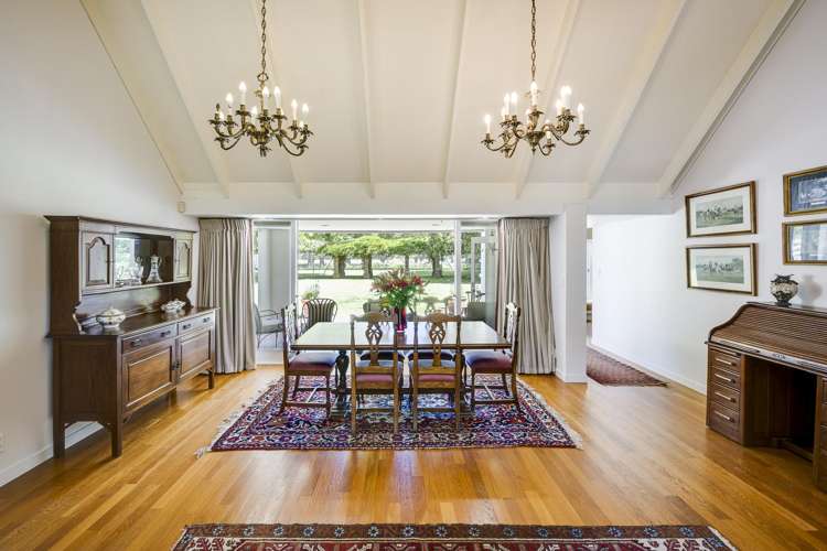 'Lochiel' - 105 Longlands Road West Longlands_17