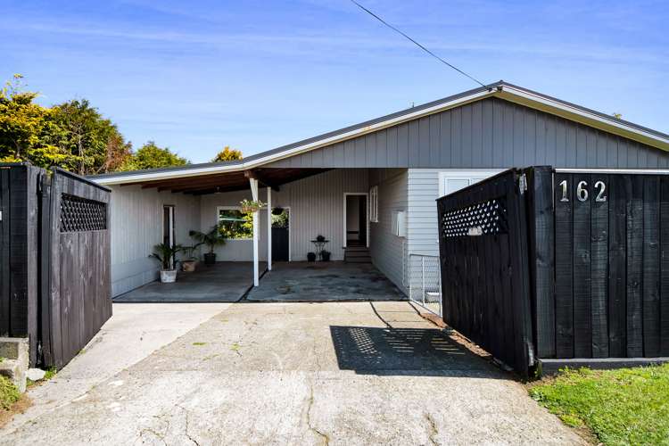 162 Seaview Road Westown_55