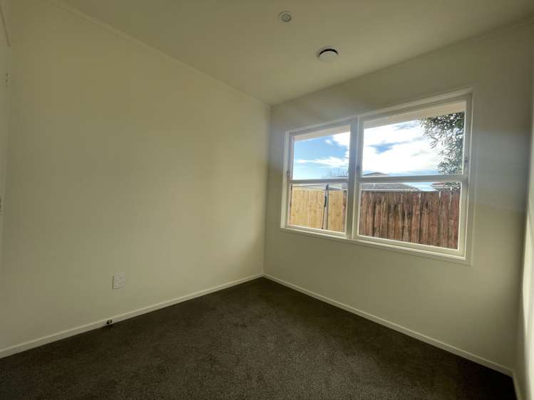 1/14 Innisfree Drive Ellerslie_9