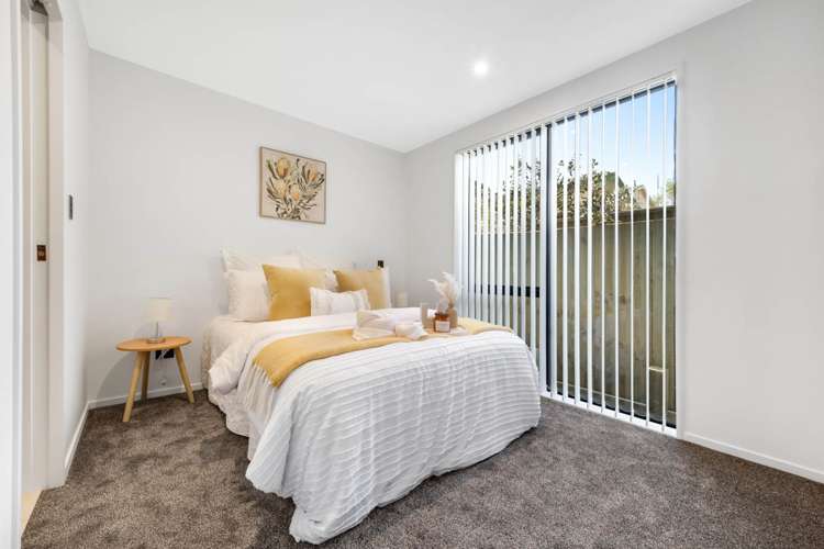 25E Oteha Valley Road Northcross_8