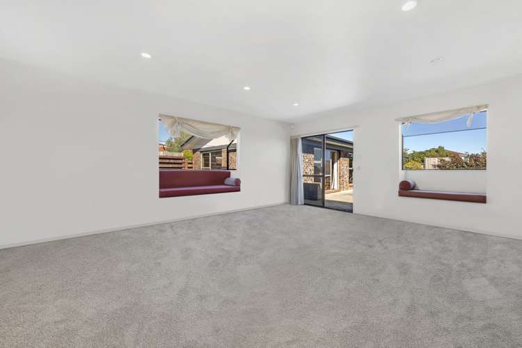 6 Fielding Crescent Farm Cove_21