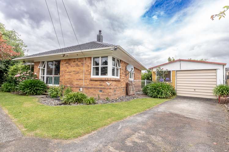 10 Parkdale Place Glenview_5