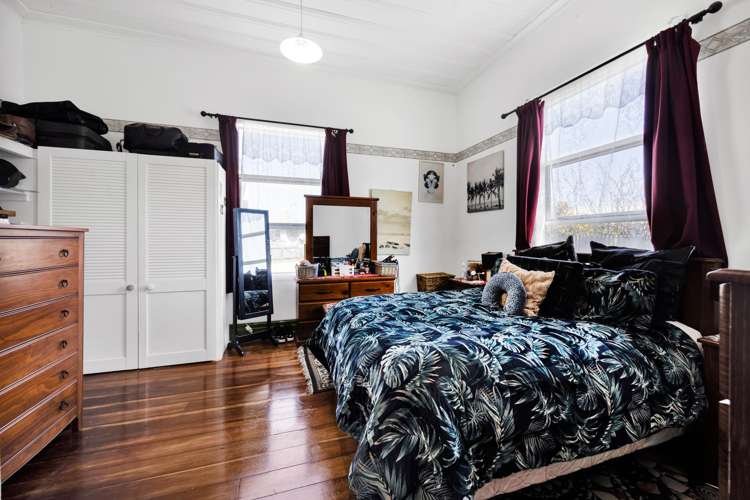 176 Glover Road Hawera_15