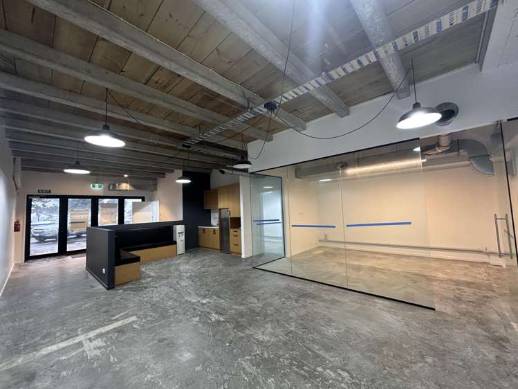 Beachside/41-45 Clyde Road Browns Bay_2