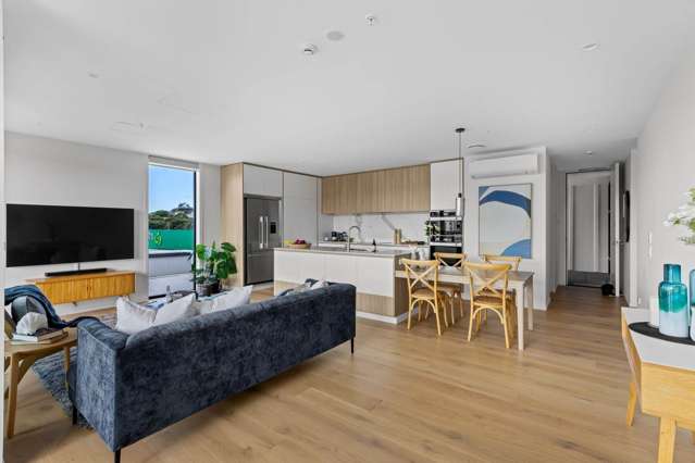 Luxury Beachside Living in Browns Bay