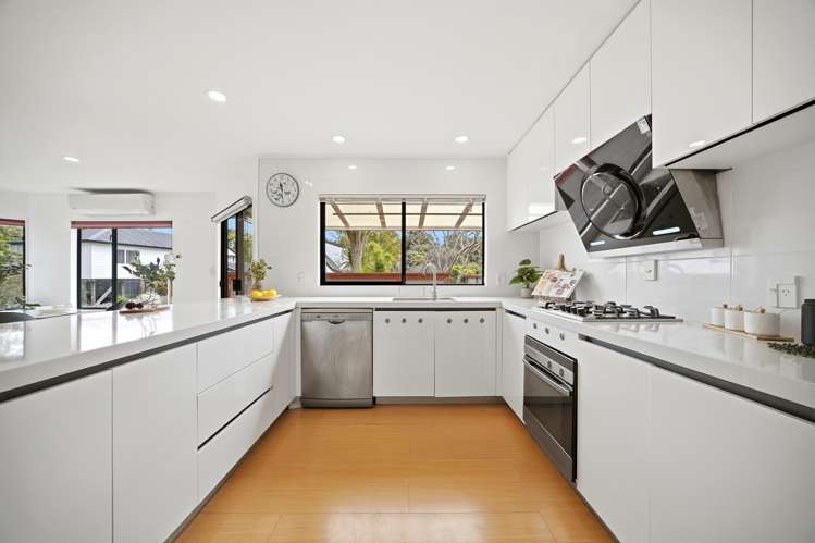 2/57 Howe Street Howick_6