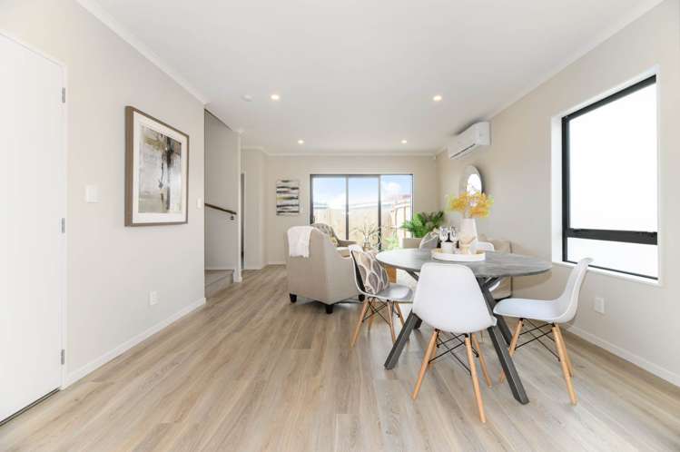 10c Roberts Road Te Atatu South_8