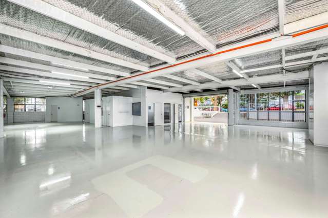 Unit B/124 Felton Mathew Avenue St Johns_1