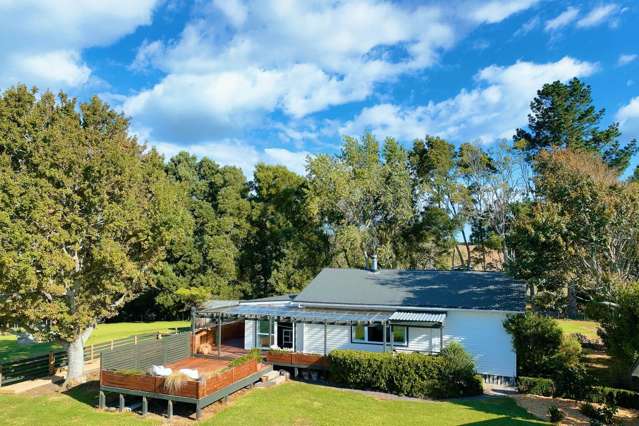 CHARMING & AFFORDABLE ON  1.1 ACRES
