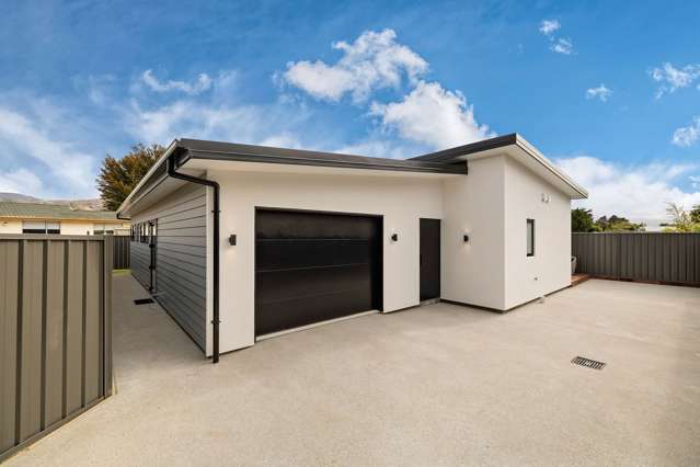 The Perfect Blend of Privacy and Effortless Living