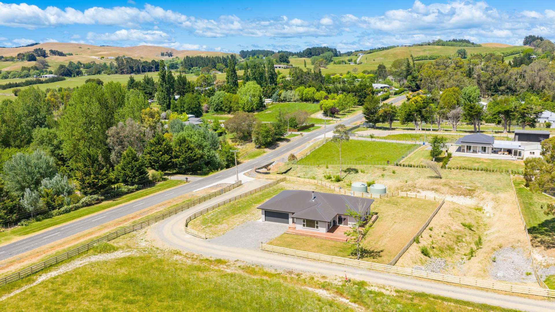 300 White Road Waipawa_0