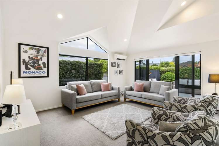 2/19 Trafalgar Road Milford_6