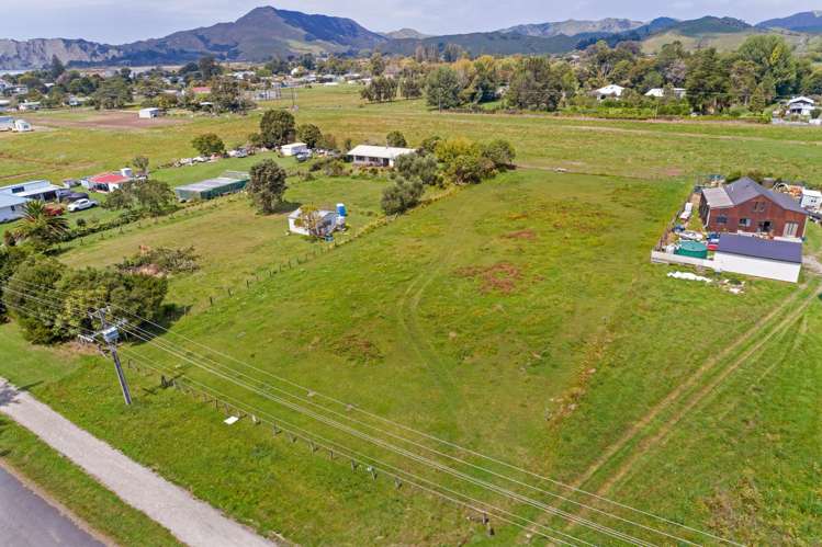60 Banks Street Tolaga Bay_8