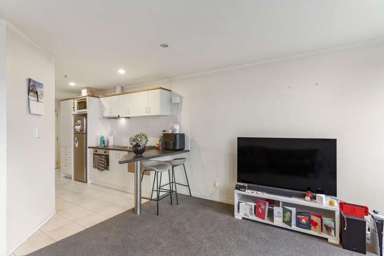 1F/127 Grafton Road_4