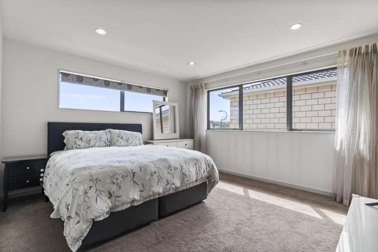 8 Moville Drive Flat Bush_19