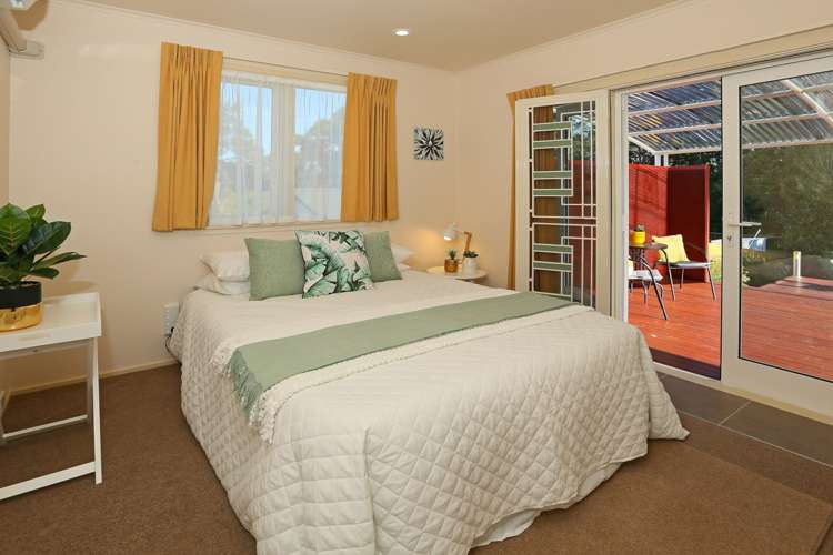 212 Glengarry Road Glen Eden_8