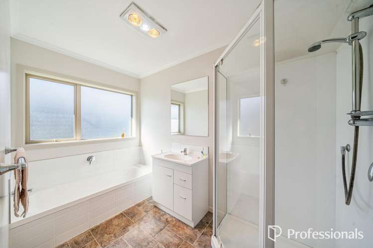 21 Sun Valley Grove Wainuiomata_25