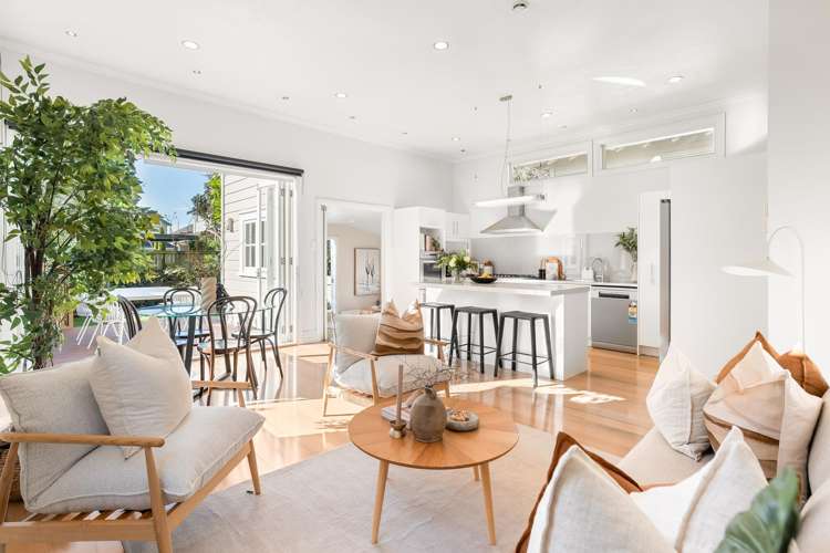 4 Graysons Lane Mount Eden_8