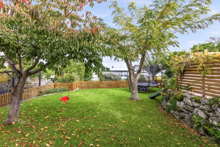 3 Cobden Lane Bluff Hill_17