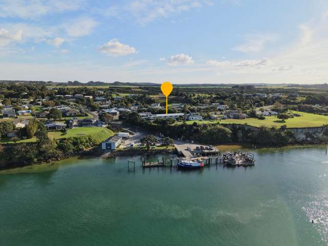 OPPORTUNITY - HARBOUR-FRONT MOTEL BUSINESS