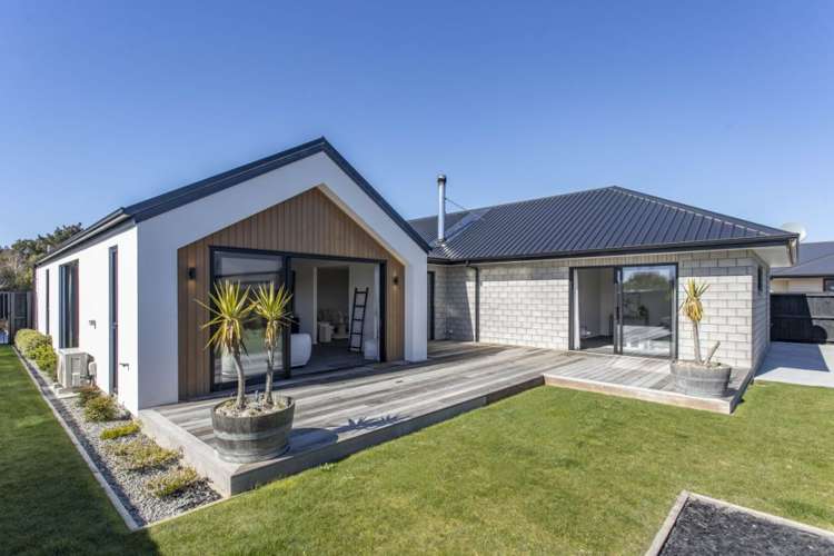 21 Thirlwall Street Woodend_34