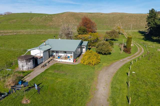 5.6 ha (approx.) rural retreat