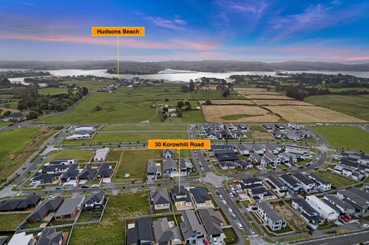 30 Korowhiti Road Clarks Beach_31