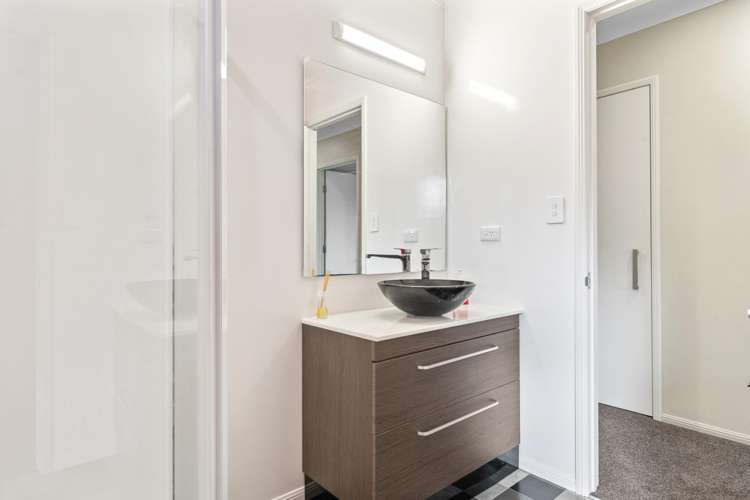 3A Marchant Place Westown_14