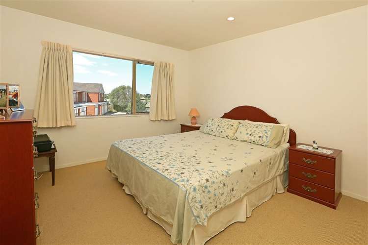 4/17 Charlenne Close Ranui_11