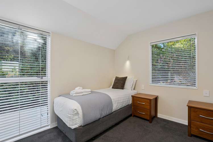 15 The Terrace Queenstown_14