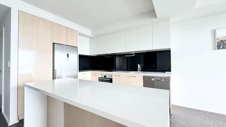 1202/70 Anzac Avenue City Centre_4