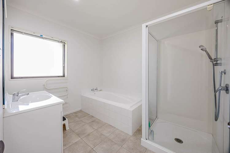 33 Belcoo Crescent East Tamaki_19