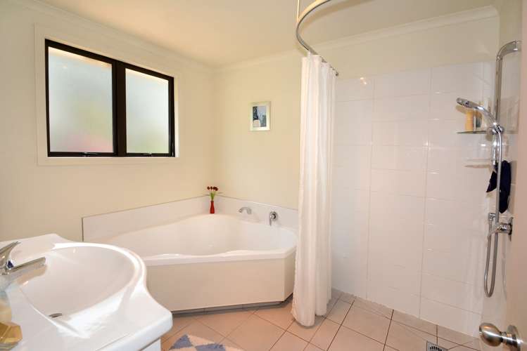 202d South Road Caversham_8