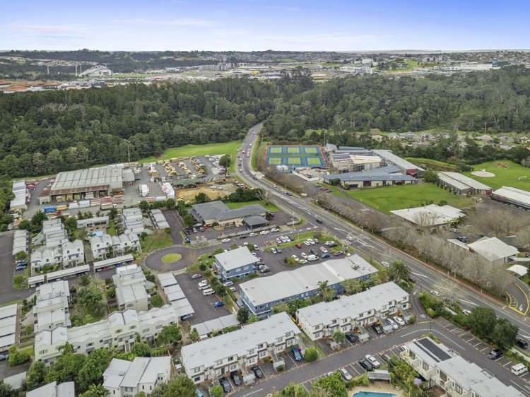 H/86 Bush Road Albany_15