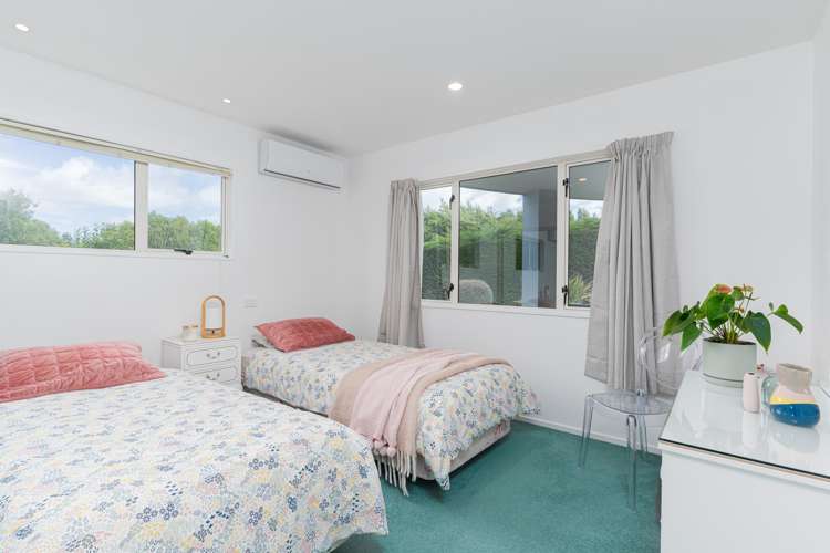 9 Enticott Place Huntsbury_18