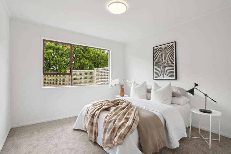 2/100 Royal Road Massey_6