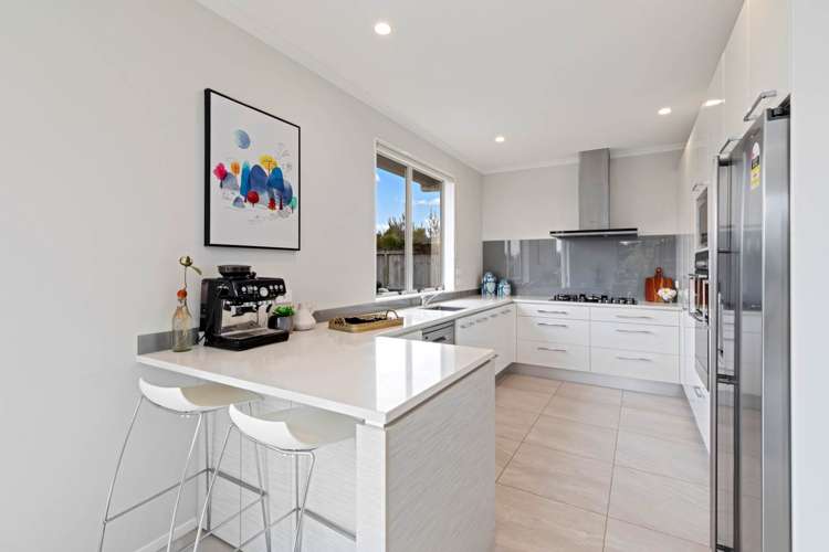 75 Mackay Drive Greenhithe_10