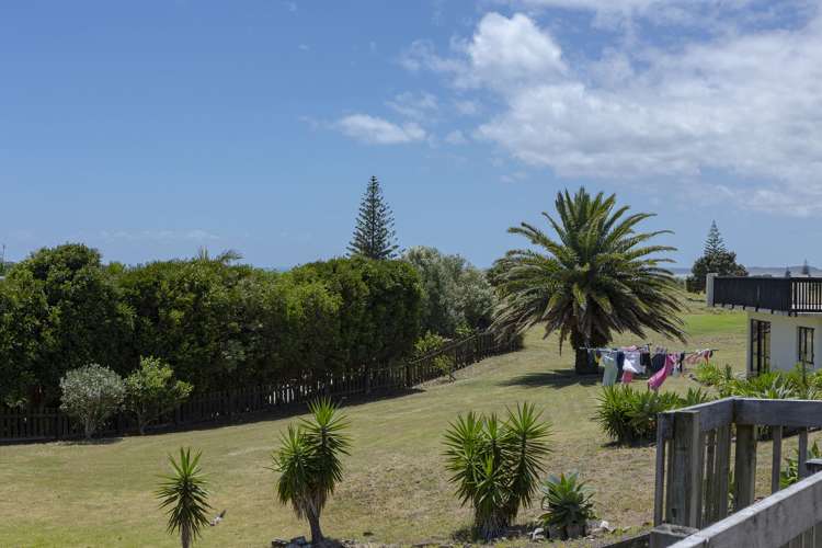 14 Kaka Street Ahipara_13