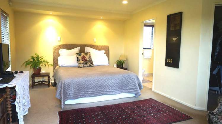 6 Crannog Fen Wattle Downs_6