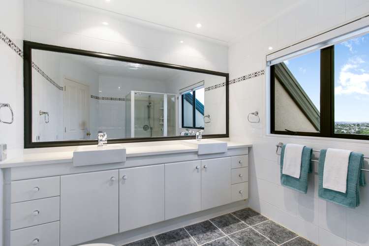 22 Mccahill Views Botany Downs_30