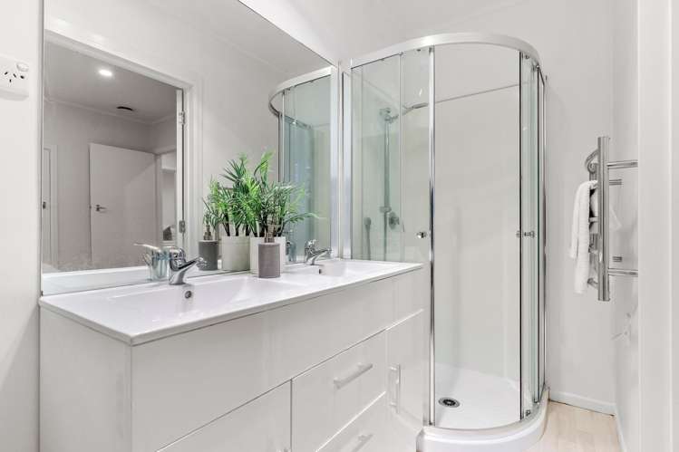 14 Roseneath Place Birkdale_15