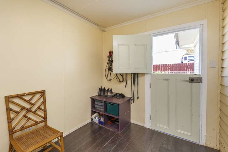 52 James Road Halcombe_25