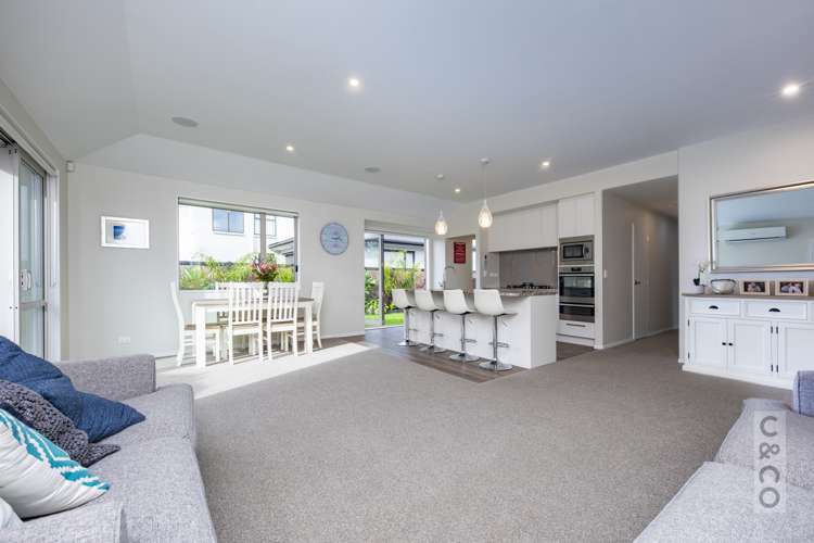 124 Pohutukawa Parade Riverhead_10