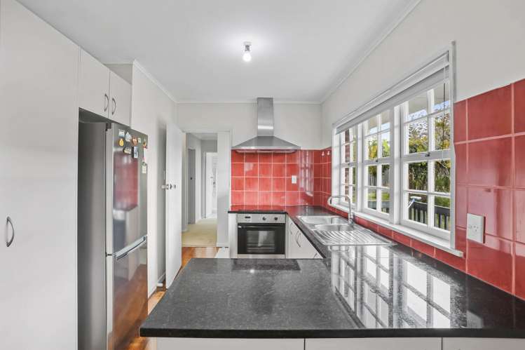 5 Imatra Place Sunnyhills_8
