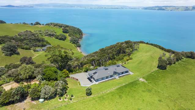 345 Gordons Road Waiheke Island_2