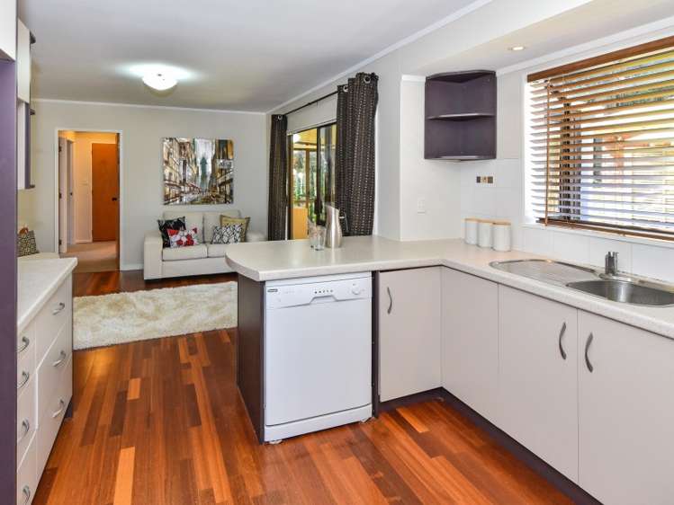 14 Deodar Place Totara Heights_23