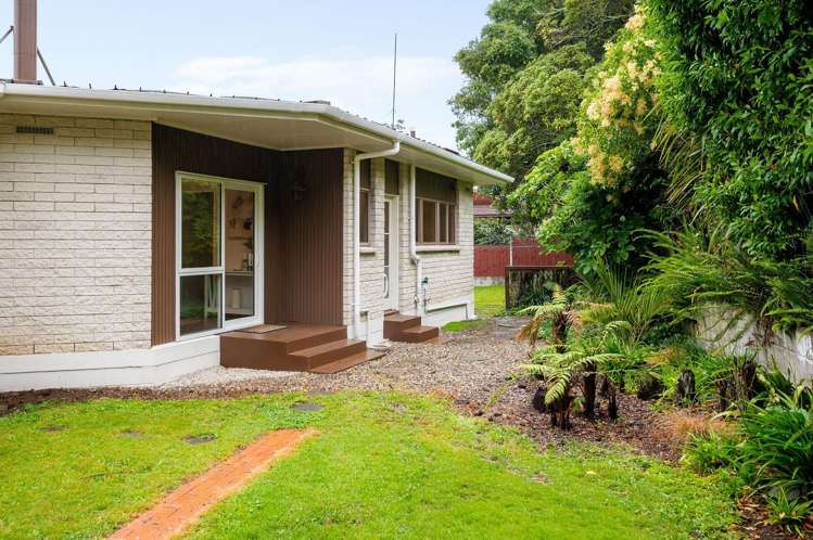 48 Edinburgh Road Hillcrest_24