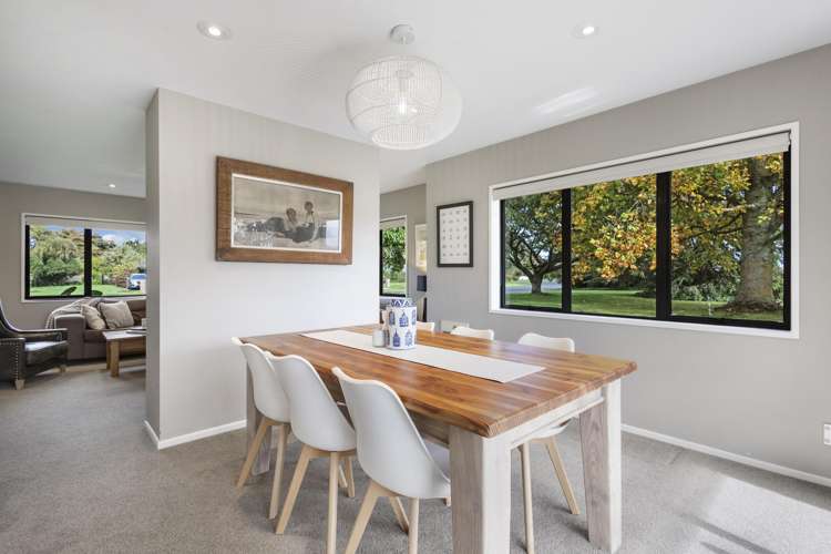 12 Cowley Drive Leamington_4